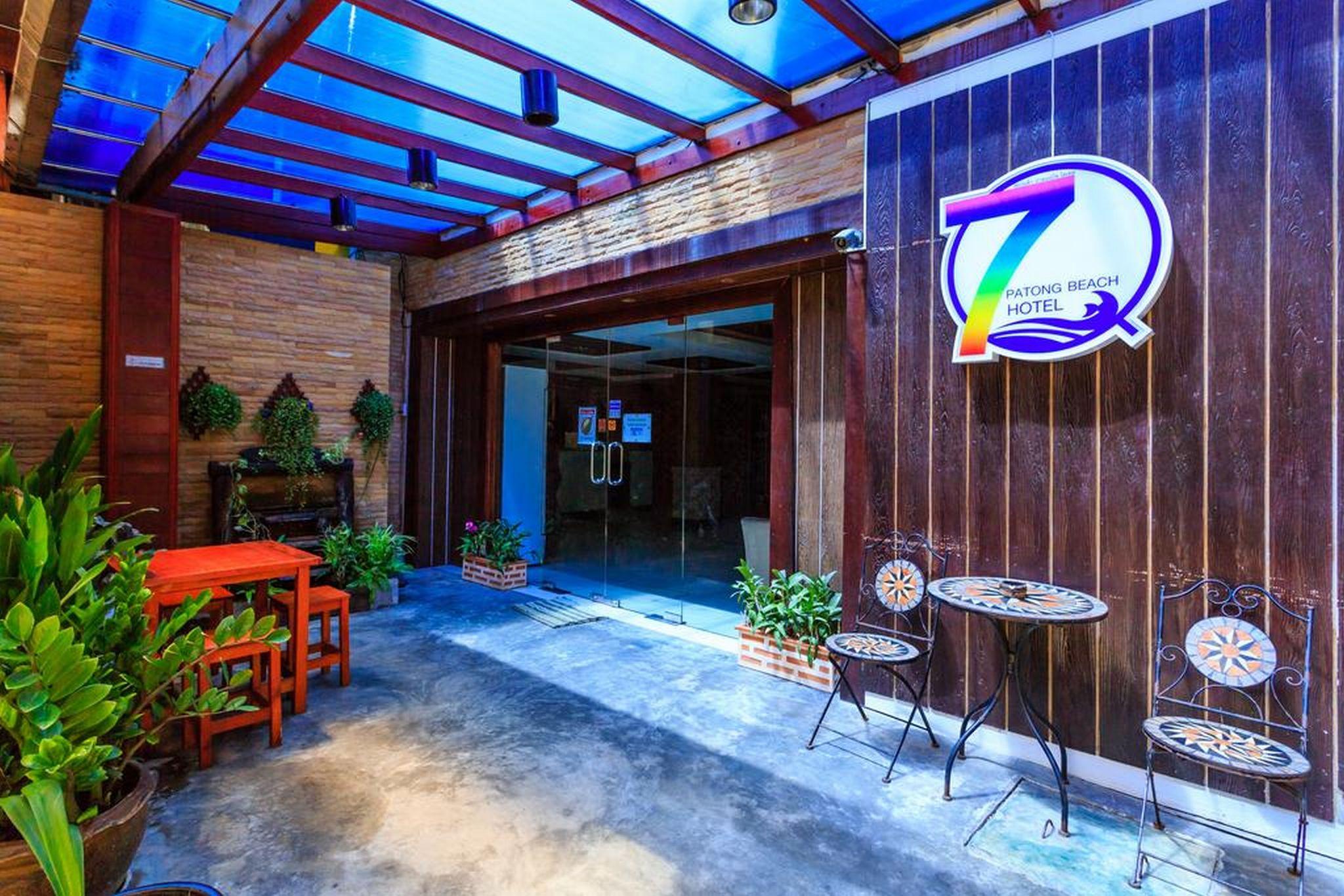 7Q Patong Beach Hotel Exteriör bild